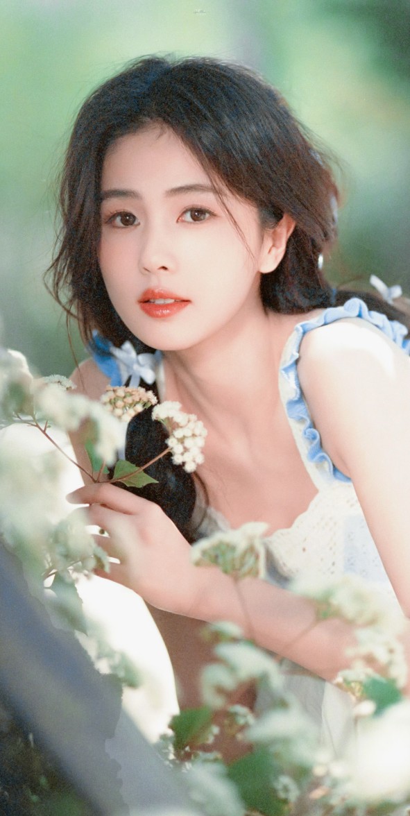 白鹿自曝风湿缠身，女演员“拼命史”曝光，这苦谁懂啊